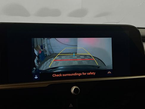 Used 2023 Toyota Crown XLE image 28