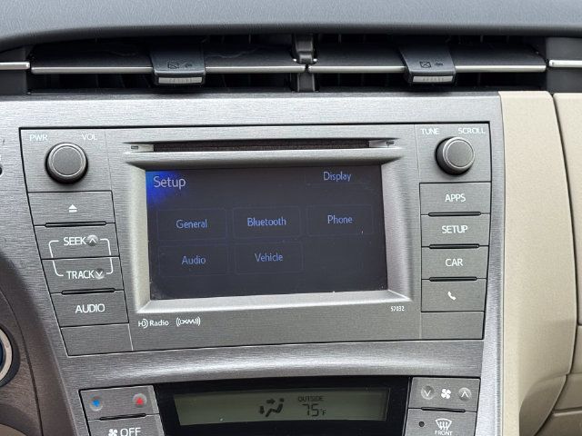 Used 2015 Toyota Prius Three FWD image 18