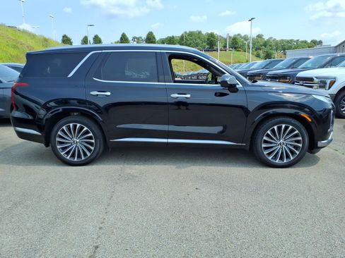 Used 2023 Hyundai Palisade Calligraphy w/ Cargo Package AWD/4WD image 5