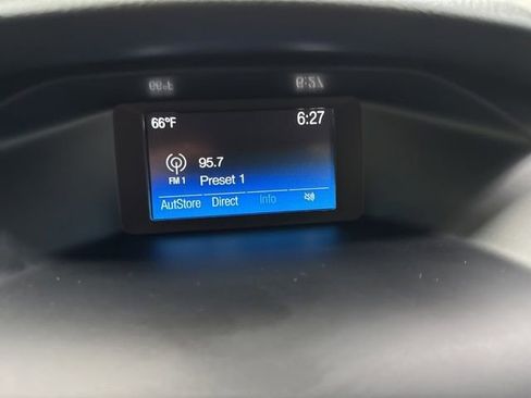 Used 2018 Ford Focus SE FWD image 16