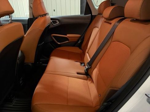 Used 2025 Kia Soul EX FWD image 18