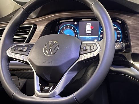 New 2026 Volkswagen Atlas SEL Premium R-Line image 18