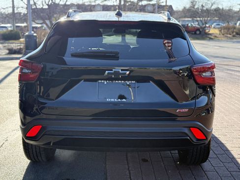 Used 2024 Chevrolet Trax RS FWD image 6