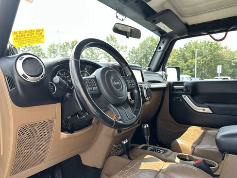 Used 2012 Jeep Wrangler Unlimited Sahara w/ Dual Top Group image 15