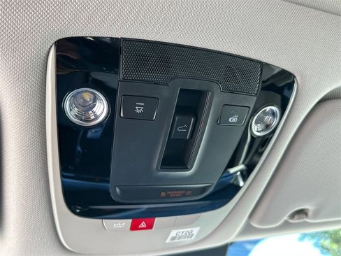 New 2025 Kia Sorento EX w/ EX Panoramic Sunroof Package image 28