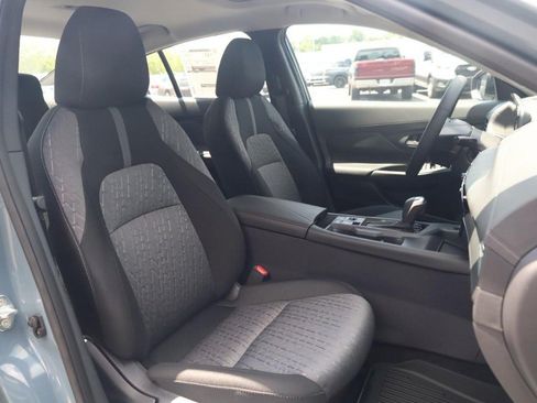 New 2026 Nissan Sentra SV w/ SV Convenience Package FWD image 21