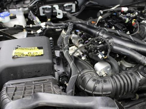 Used 2023 Ford Bronco Wildtrak AWD/4WD image 35