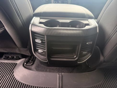 Used 2025 RAM 1500 Big Horn AWD/4WD image 29