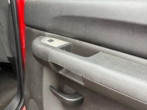 Used 2007 Chevrolet Silverado 1500 LT w/ 1LT Convenience Package image 19