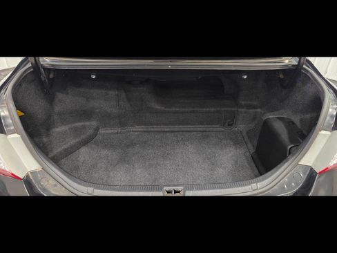 Used 2011 Toyota Camry Hybrid FWD image 27