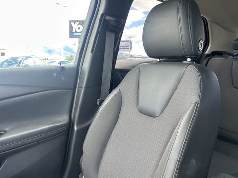 Used 2023 Buick Encore GX Preferred w/ Cold Weather Comfort Package image 31