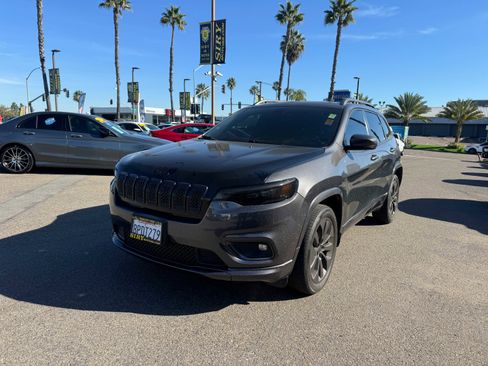 Used 2020 Jeep Cherokee High Altitude image 3