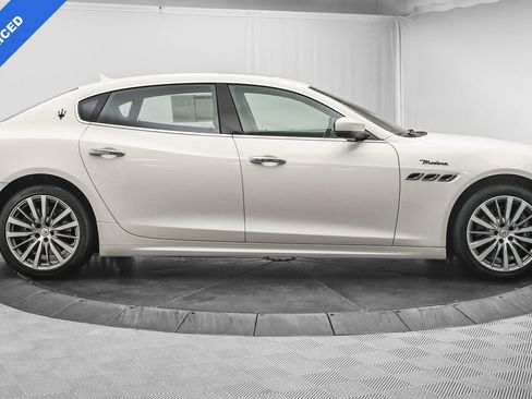 Used 2022 Maserati Quattroporte Modena Q4 image 9