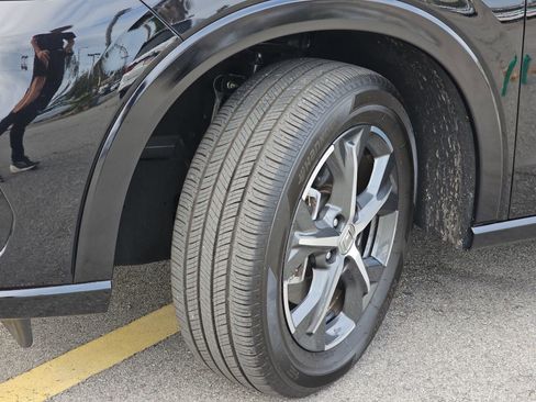 Certified 2024 Honda HR-V EX-L image 30