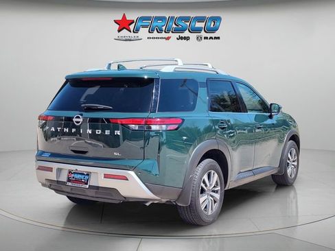 Used 2025 Nissan Pathfinder SL image 7