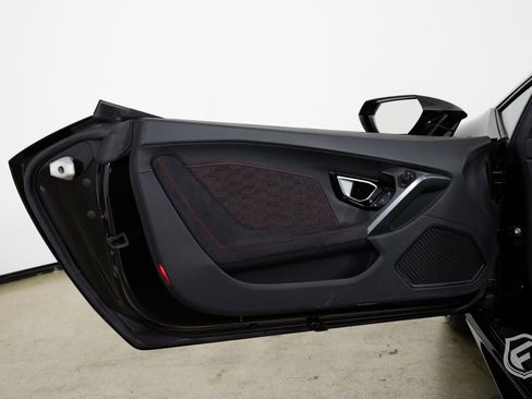 Used 2017 Lamborghini Huracan LP 580-2 image 24