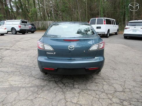 Used 2011 MAZDA MAZDA3 i Sport image 4