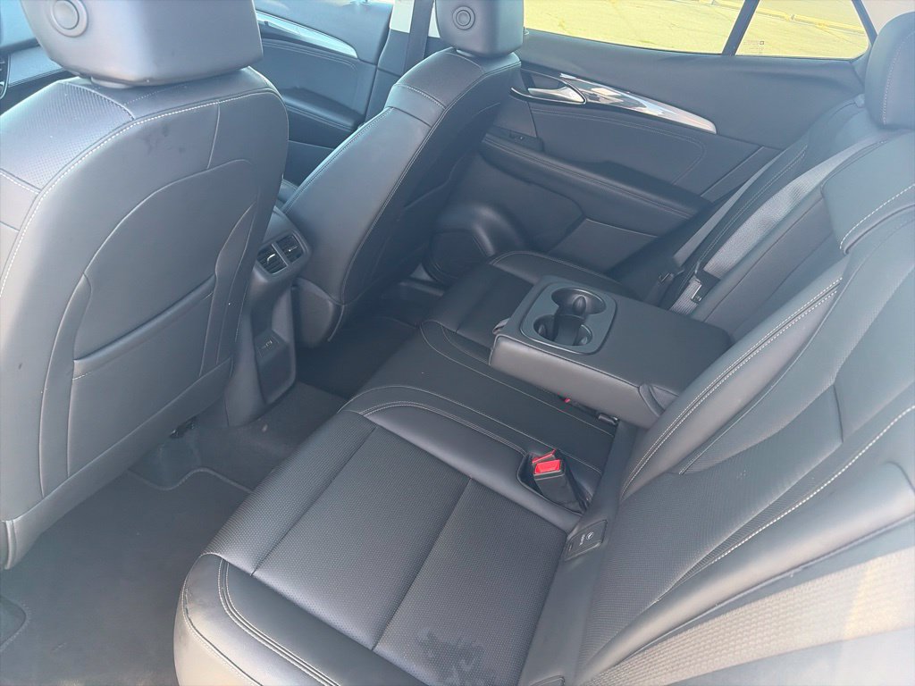 Used 2024 Buick Envision Preferred AWD/4WD image 11