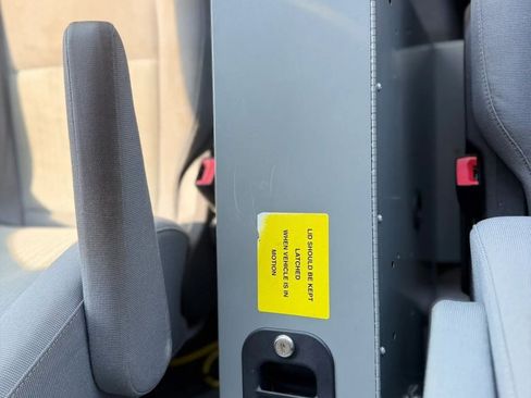 Used 2016 Ford Transit 150 130 Low Roof RWD image 18