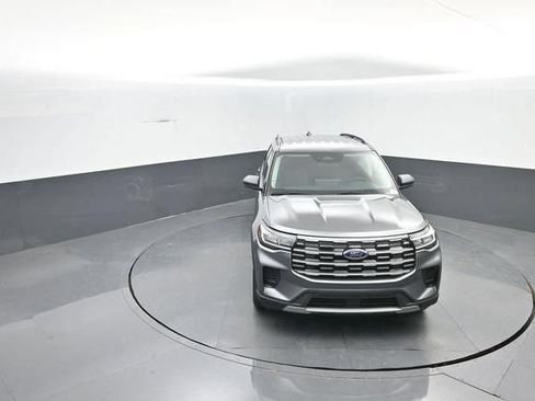 New 2026 Ford Explorer Active RWD image 21