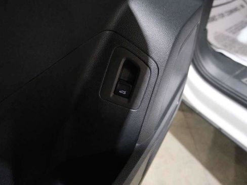 Used 2022 Volkswagen Atlas Cross Sport SEL Premium R-Line image 20