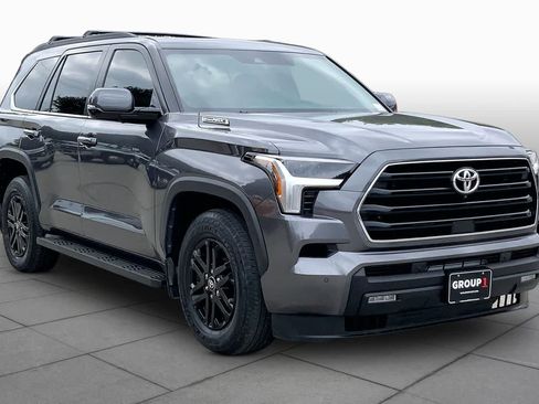 Used 2025 Toyota Sequoia SR5 w/ SR5 Premium Package RWD image 3