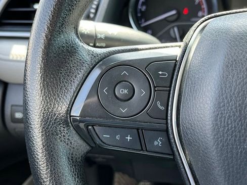 Used 2019 Toyota Camry LE w/ Carpet Mat Package FWD image 13