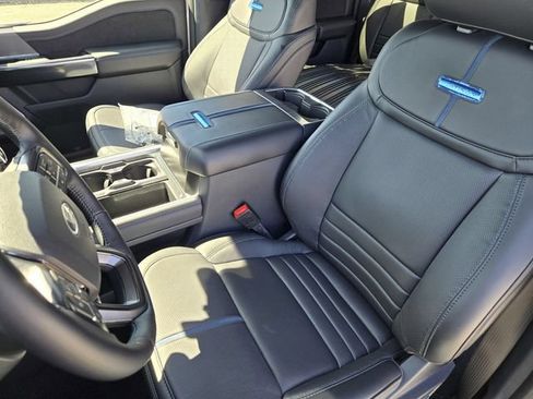 New 2026 Ford F250 Platinum AWD/4WD image 17