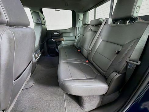 Used 2021 GMC Sierra 1500 SLT w/ SLT Convenience Package AWD/4WD image 25