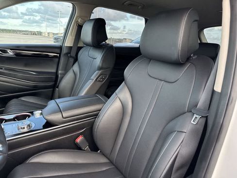 Used 2025 Genesis GV80 2.5T Standard AWD/4WD image 13