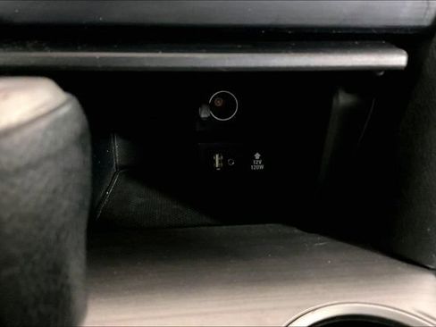 Used 2012 Toyota Camry SE image 32