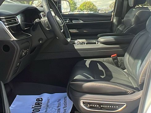 Used 2024 Jeep Grand Wagoneer L Series II w/ Quick Order Packagew 28T image 17