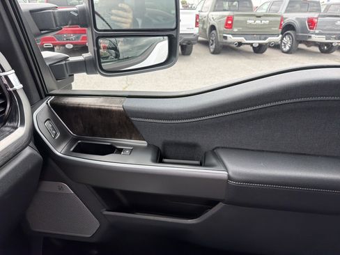Used 2026 Ford F250 Lariat AWD/4WD image 28