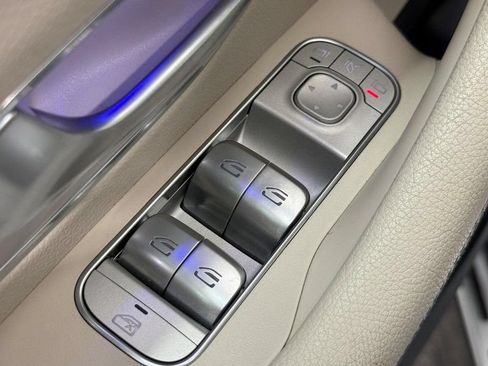 Certified 2024 Mercedes-Benz GLS 450 4MATIC image 20