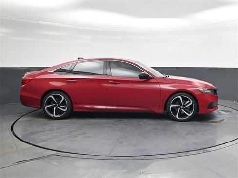 Used 2021 Honda Accord Sport image 3