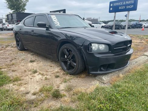 Used 2007 Dodge Charger SRT8 w/ SRT Option Group III RWD image 2