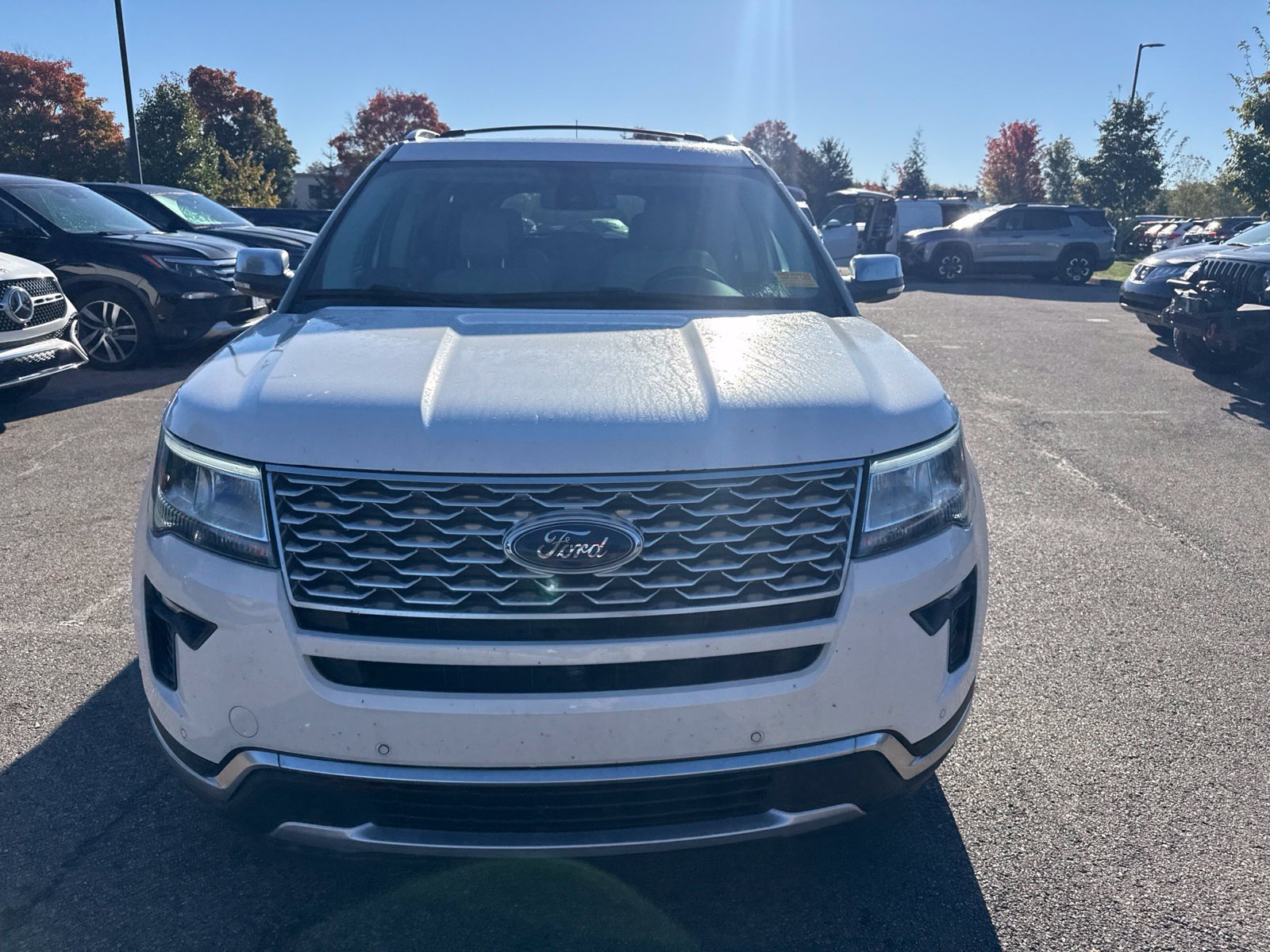 Used 2018 Ford Explorer Platinum AWD/4WD image 2