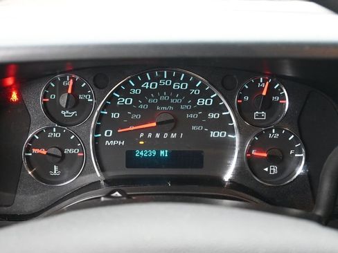 Used 2023 Chevrolet Express 2500 w/ Driver Convenience Package image 12