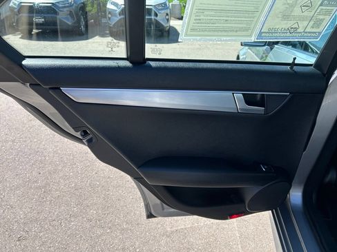 Used 2014 Mercedes-Benz C 250 Sedan image 19