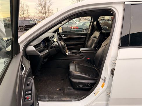 Used 2022 Jeep Grand Cherokee L Limited image 7