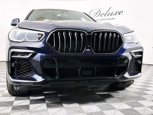 Used 2022 BMW X6 M50i AWD/4WD image 30