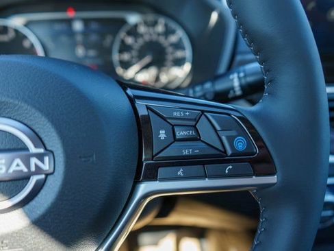 New 2025 Nissan Altima 2.5 SL image 19