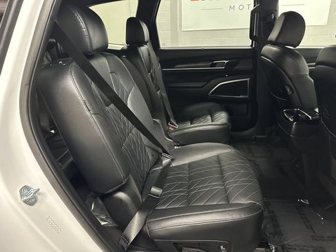 Used 2025 Kia Telluride EX X-Line AWD/4WD image 21