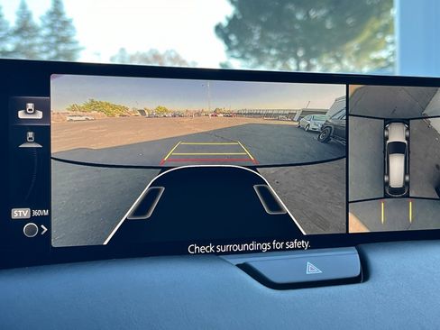 New 2025 MAZDA CX-70 Plug-In Hybrid w/ Premium Plus image 22