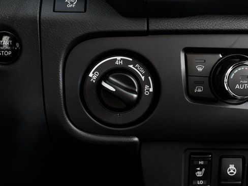 New 2026 Nissan Frontier PRO-4X w/ Pro-4x Convenience Package image 19