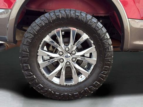 Used 2017 Ford F150 Lariat w/ Equipment Group 502A Luxury image 37