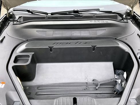 Used 2025 Ford Mustang Mach-E Premium image 31