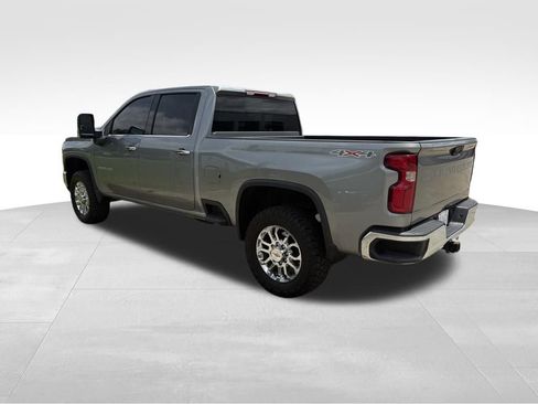 Used 2024 Chevrolet Silverado 2500 LTZ w/ LTZ Convenience Package AWD/4WD image 7