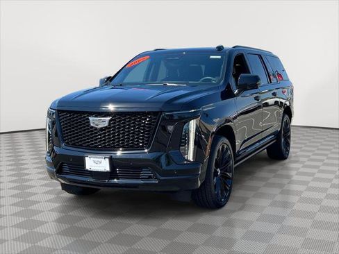 Used 2026 Cadillac Escalade ESV Platinum Sport w/ LPO, ONYX Package AWD/4WD image 3