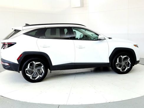 Used 2023 Hyundai Tucson Limited AWD/4WD image 6